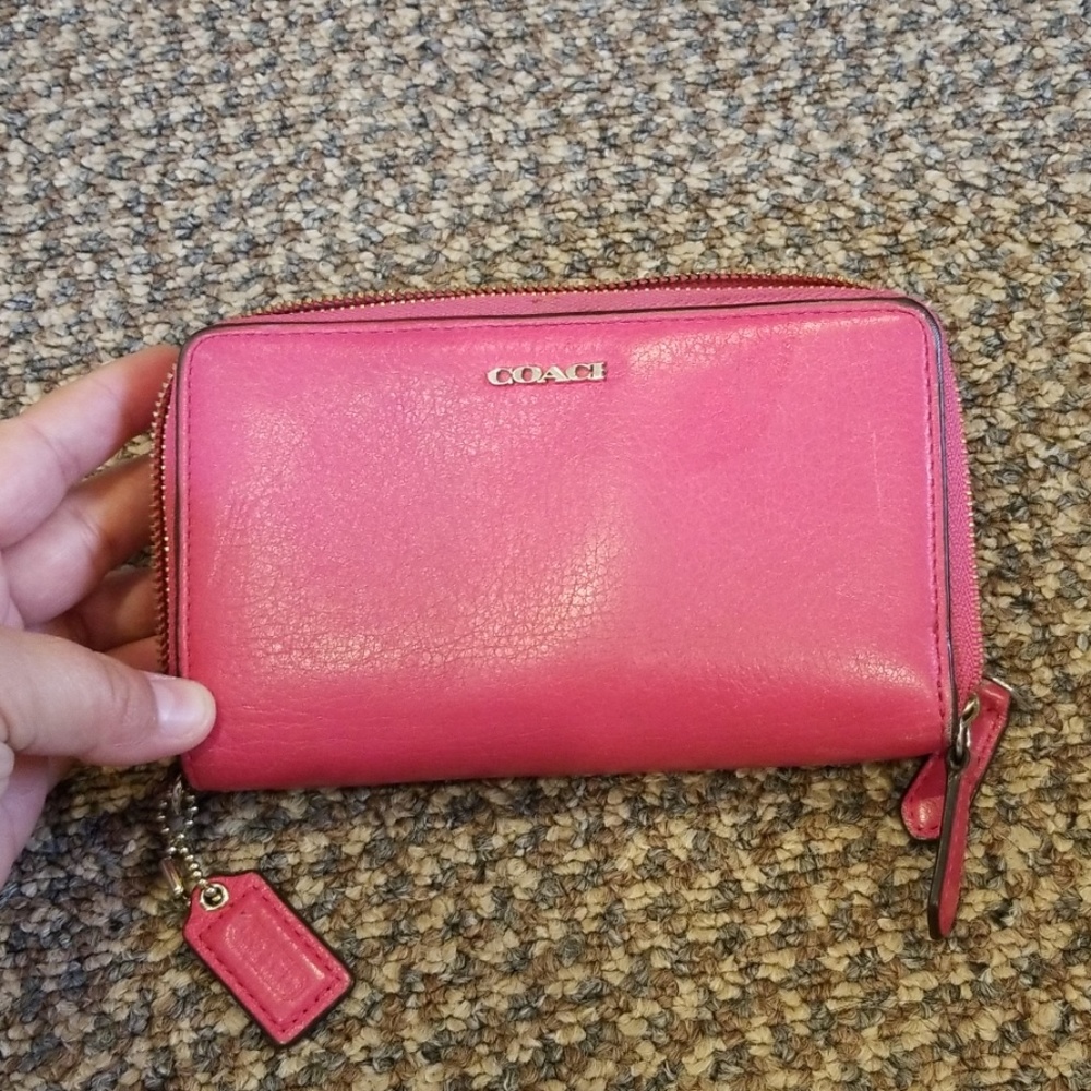 Coach wallet